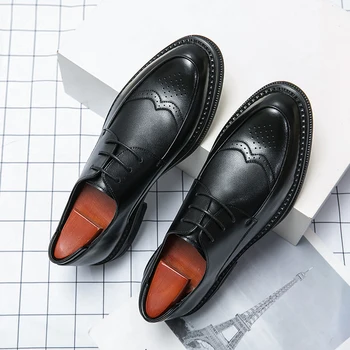 Мужская обувь на шнуровке Классические модные модельные туфли ручной работы Свадебные туфли для мужчин Бесплатная доставка Официальная обувь Остроносые оксфордские туфли